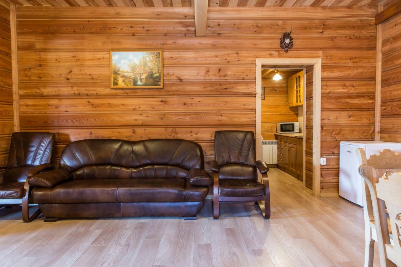 Udanypobyt Apartament Przy Lesie كوشتيليسكا المظهر الخارجي الصورة